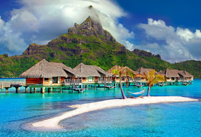 Cottages In The Middle Of Beach
